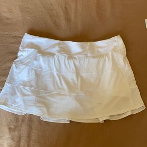 Lululemon skirt - 14 TALL